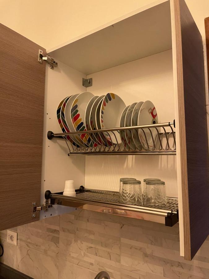 Holiday-Caroline Apartment Помпей Екстериор снимка