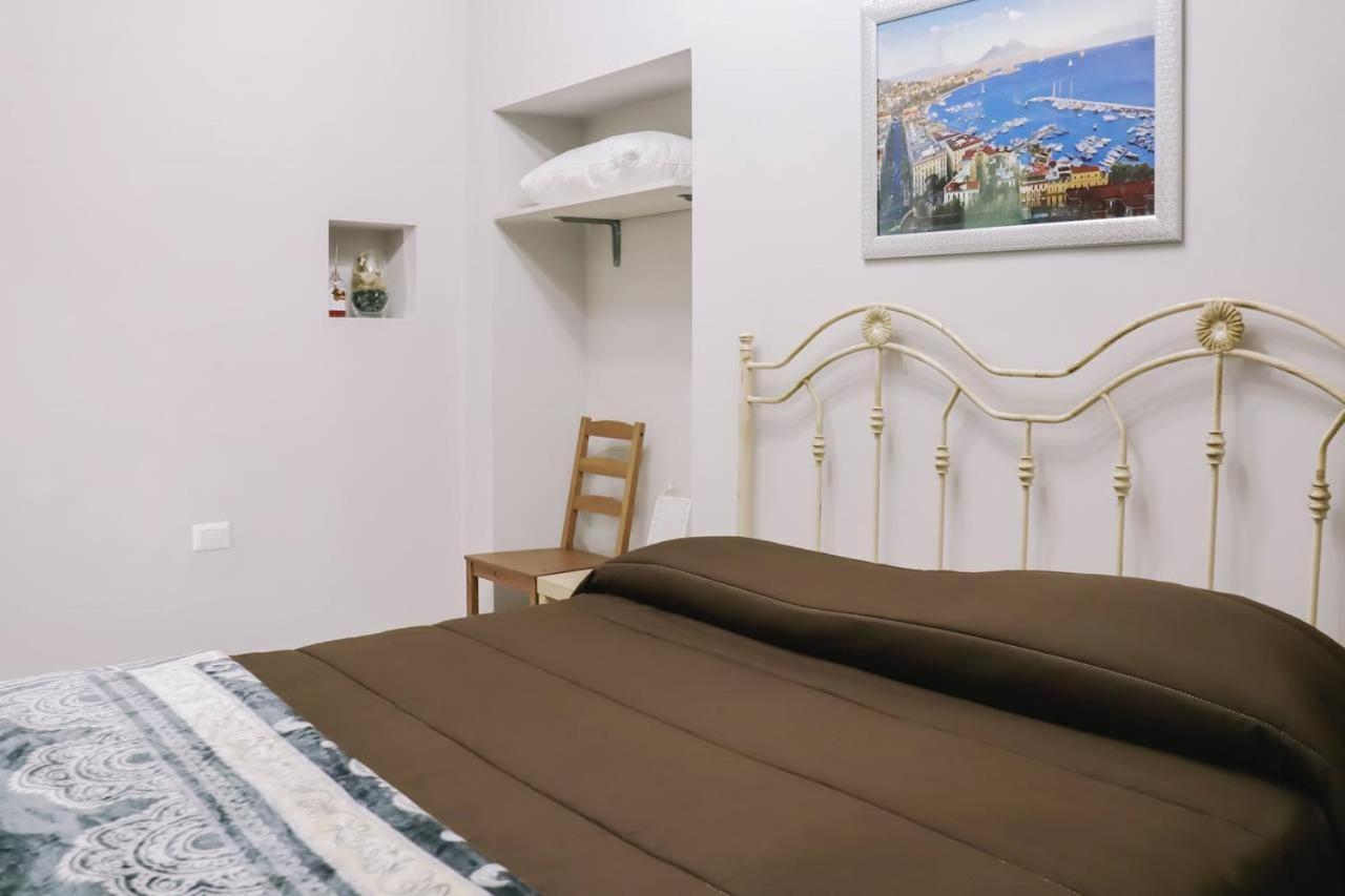 Holiday-Caroline Apartment Помпей Екстериор снимка