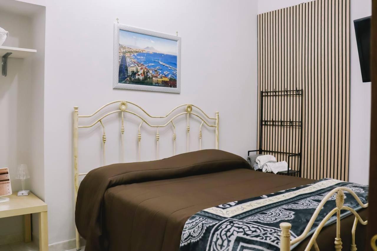 Holiday-Caroline Apartment Помпей Екстериор снимка