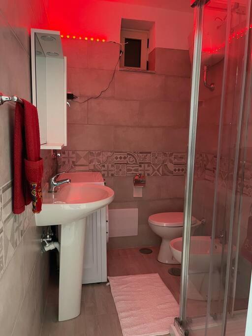 Holiday-Caroline Apartment Помпей Екстериор снимка